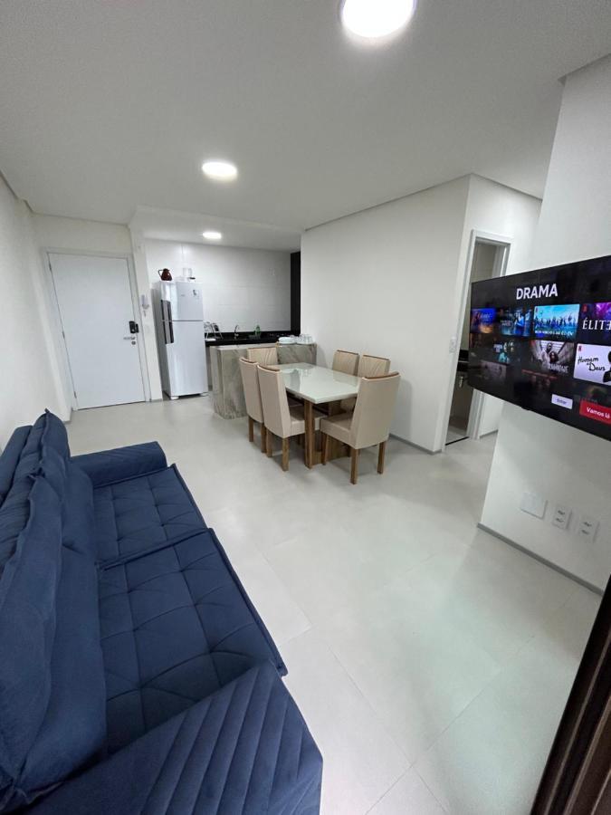 Amplo E Confortavel Em *