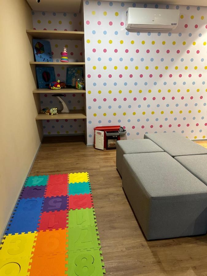 Amplo E Confortavel Em Apartamento *